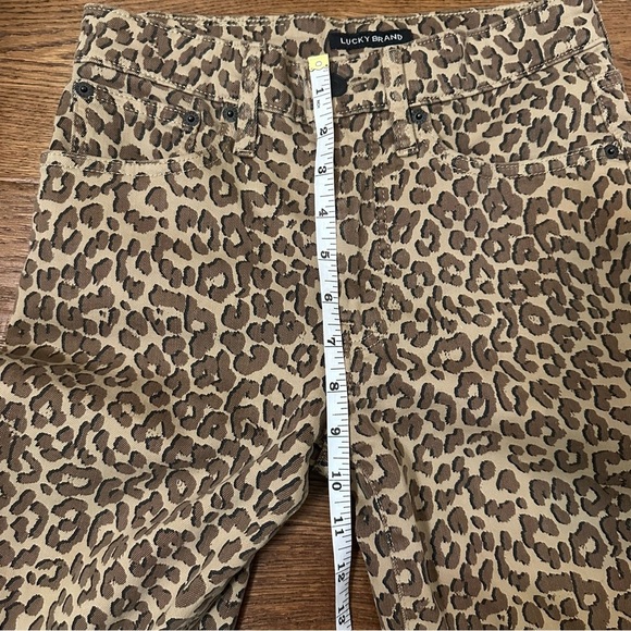 Lucky Brand High Rise Slim Bridgette Leopard Print Cropped Straight Jean 2 /26 - Picture 8 of 11
